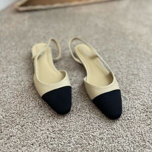 NWOT Tan & Black Slingback Flats - Size: 6.5